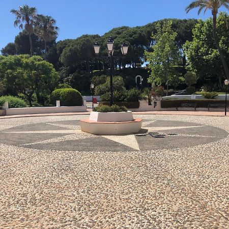 Charming 2 Bed Apartment Next To Cabopino Beach, Spain Marbella Bagian luar foto