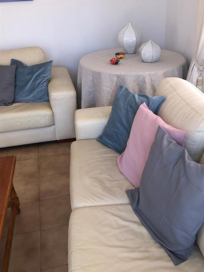 Charming 2 Bed Apartment Next To Cabopino Beach, Spain Marbella Bagian luar foto
