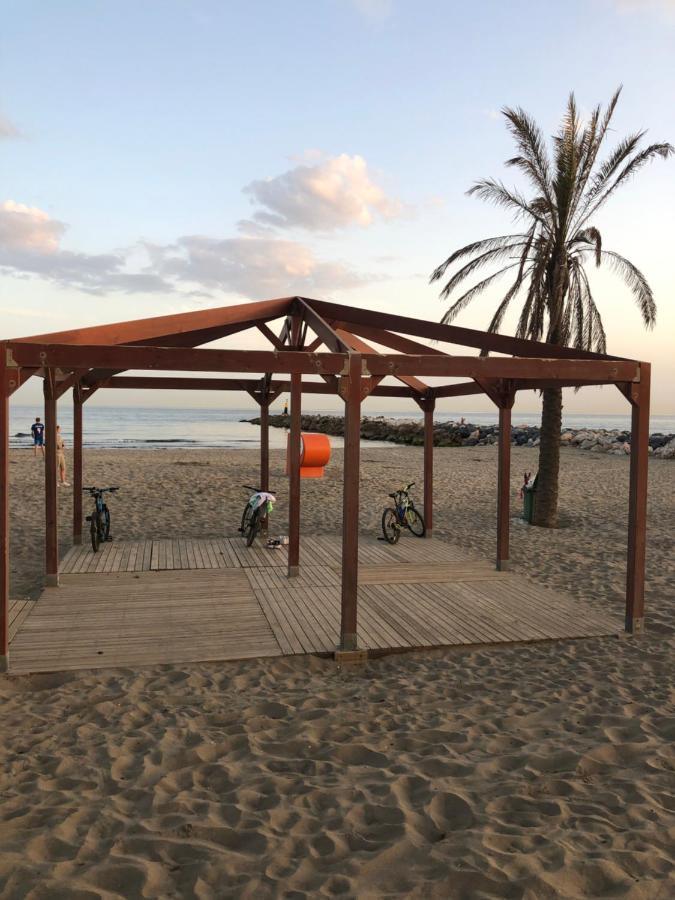 Charming 2 Bed Apartment Next To Cabopino Beach, Spain Marbella Bagian luar foto